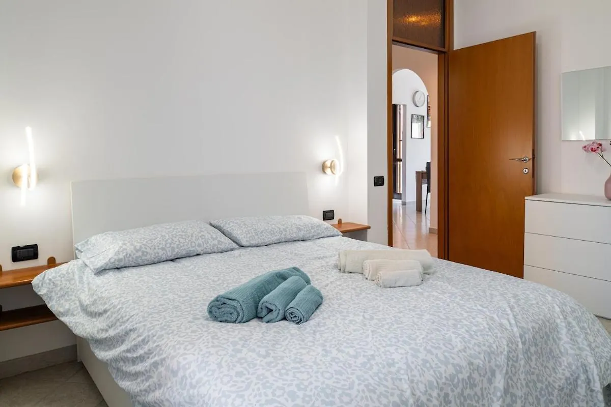 Apartment Of The Heart San Donato Milanese